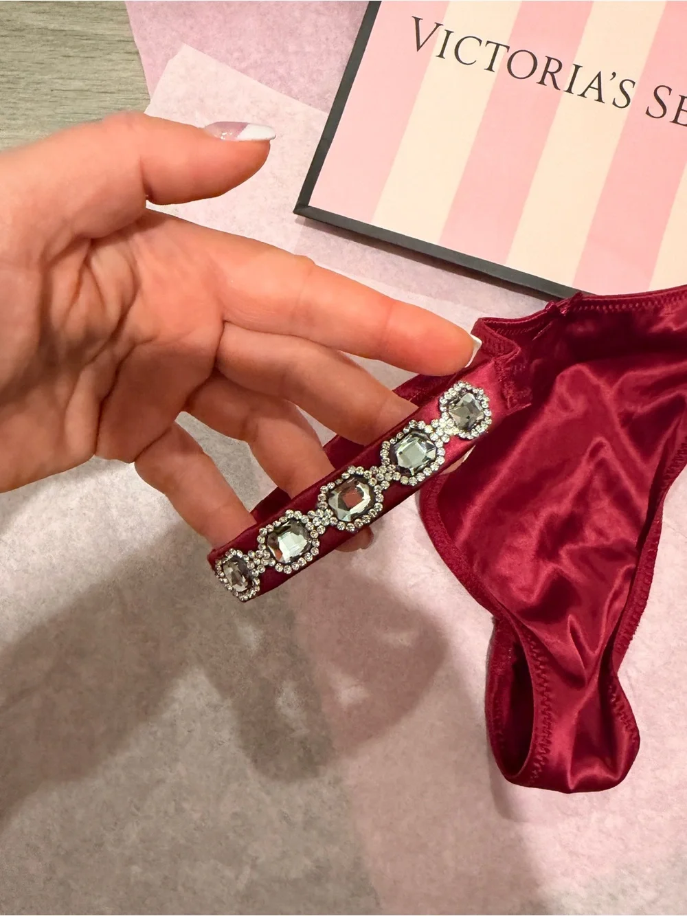 NWT Victoria's Secret S Thong PINK claret Red JEWELED silver Crystal SHINE STRAP